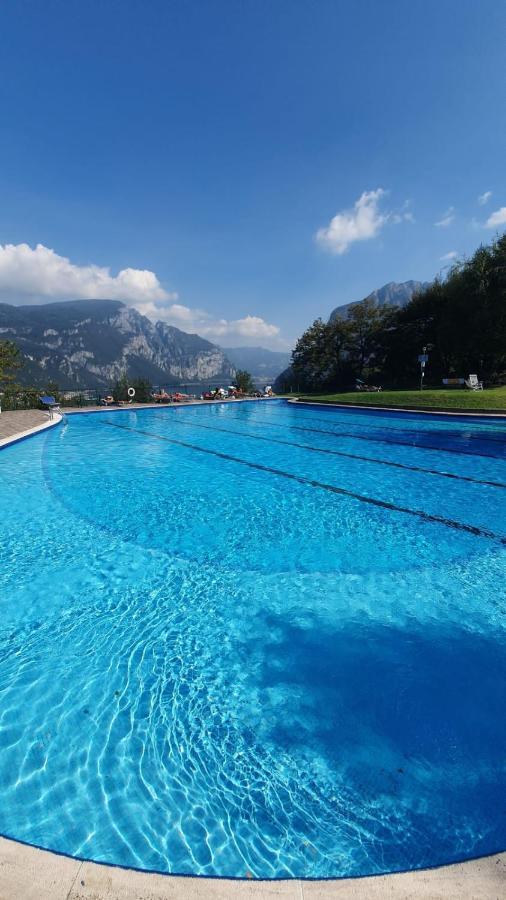 Apartamento La Bella Vista Sul Lago Di Como Valbrona Exterior foto