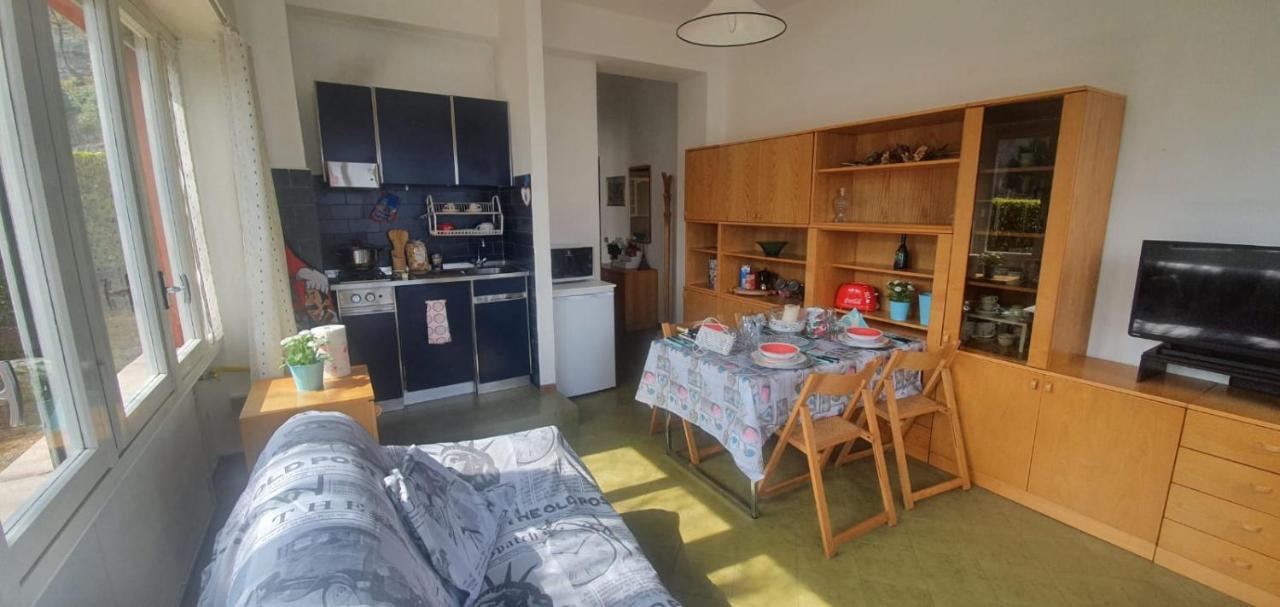 Apartamento La Bella Vista Sul Lago Di Como Valbrona Exterior foto